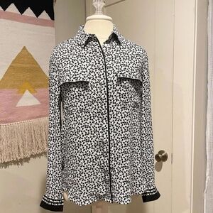 Women's Black and White Patterned Top